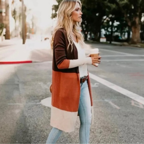 Long Sleeve Knitted Colorblock Cardigan Size Large - Picture 3 of 4